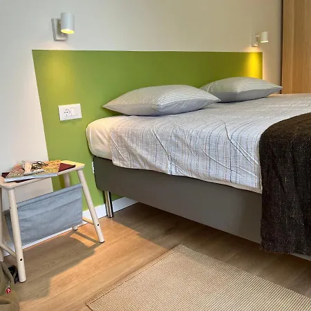 Style 1brd*** Apartment Split